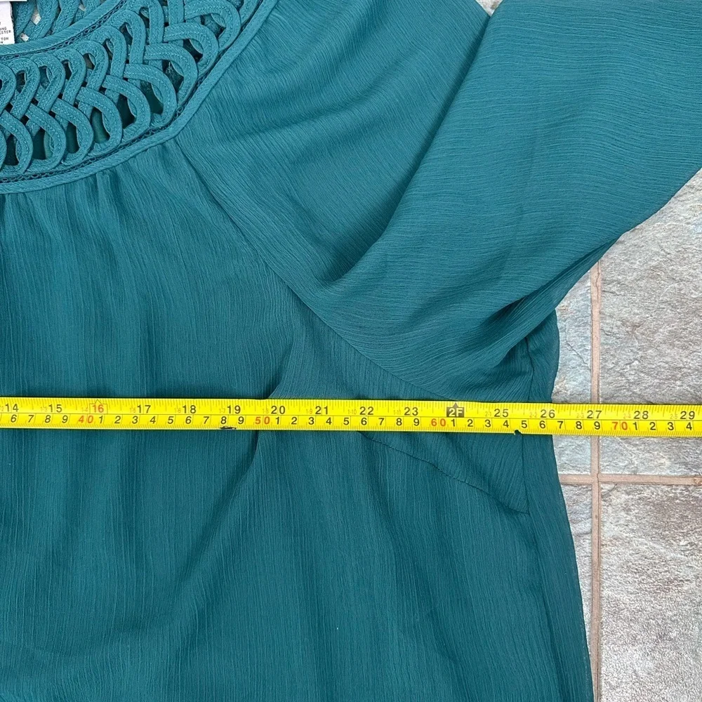 Catherines Blouse Top 3X Forest Green Chiffon Tunic Elbow Sleeve Cutout Detail - Picture 6 of 7